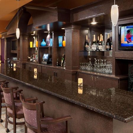 Doubletree Suites By Hilton Hotel Cincinnati - Blue Ash شارونفيل المظهر الخارجي الصورة