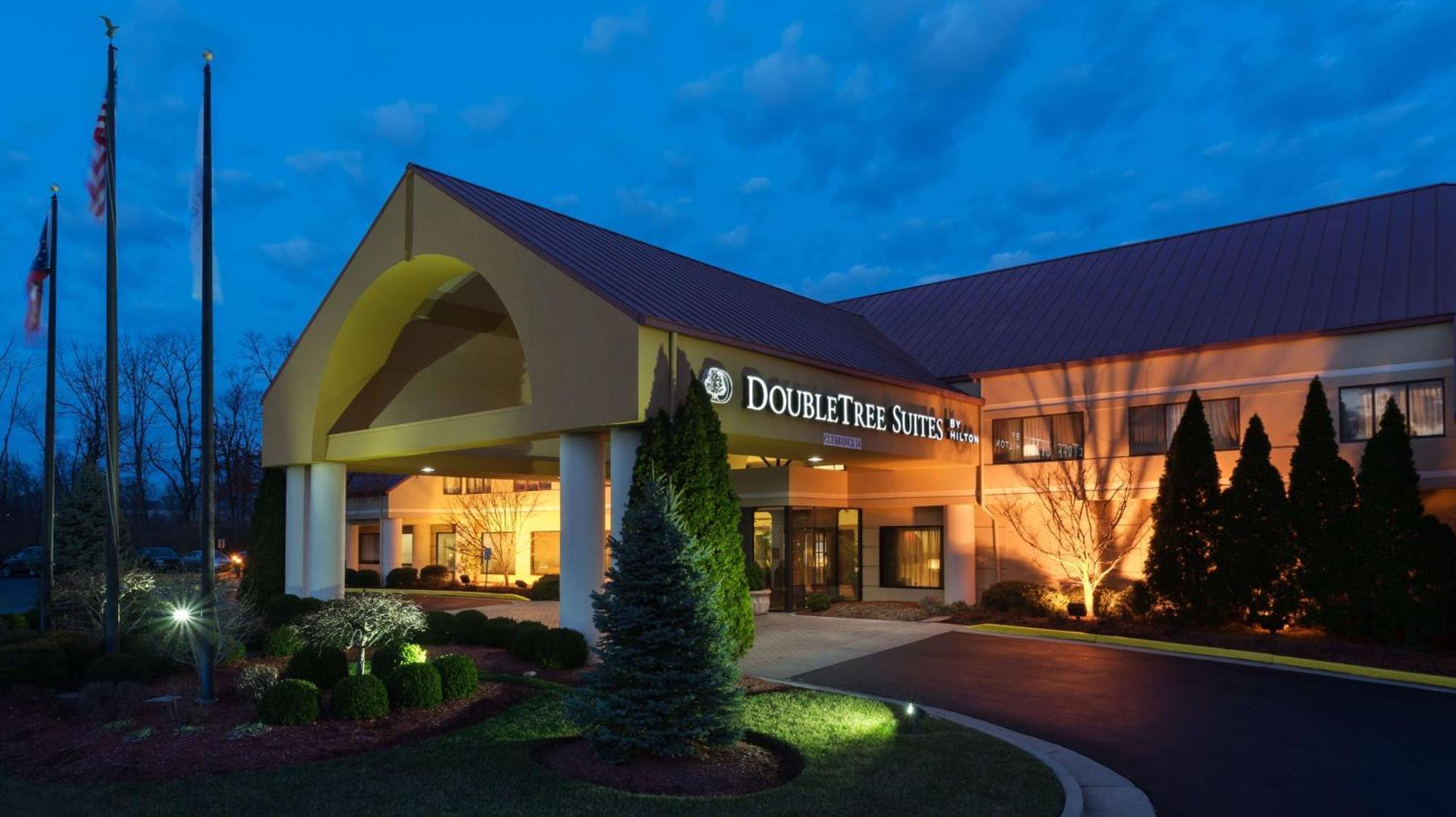 Doubletree Suites By Hilton Hotel Cincinnati - Blue Ash شارونفيل المظهر الخارجي الصورة