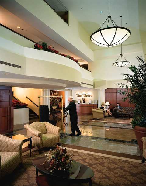 شارونفيل Doubletree Suites By Hilton Hotel Cincinnati - Blue Ash المظهر الداخلي الصورة